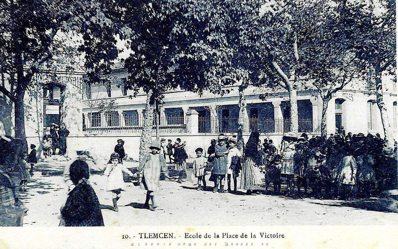 2099- Tlemcen - Ecole de la Place de la Victoire.jpg